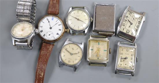 Eight assorted gentlemans wrist watches.